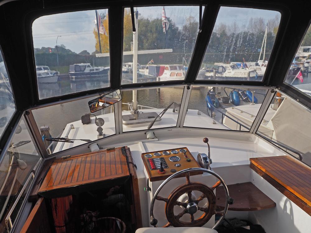 picture Deck equipment